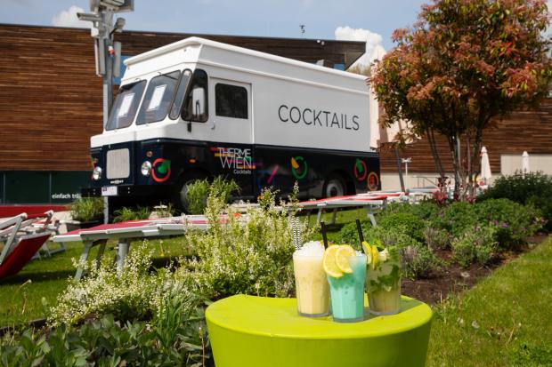 Cocktails in der Therme Wien