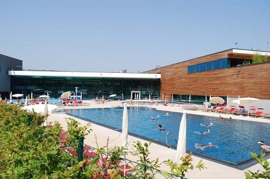 Erfrischung Outdoor - Therme Wien