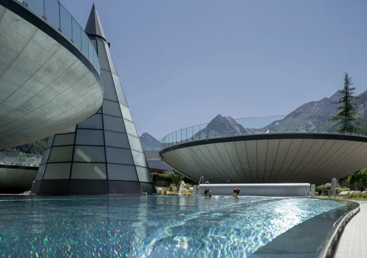 Frühlingsbonus-Wochen AQUA DOME - Tirol Therme Längenfeld 